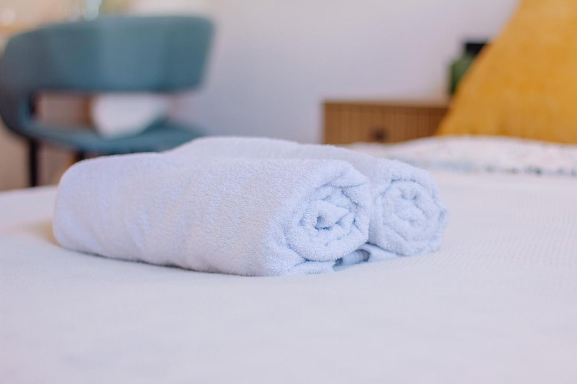 Shiny Singapore - - Doppelzimmer Mit Gemeinschaftsbad Gasthof